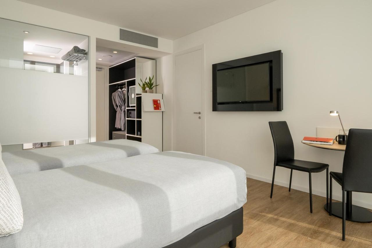 Innside By Melia Milano Torre Galfa Exterior photo